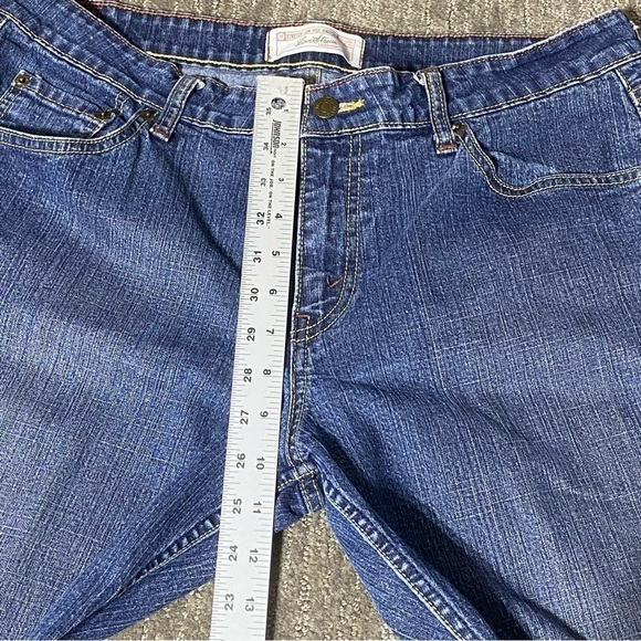 Levi's Signature Jeans Women's 12M Blue Bootcut Low Rise Stretch Western Denim - Picture 14 of 15